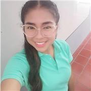 Profesora de Biología de estudiantes de primaria y secundaria